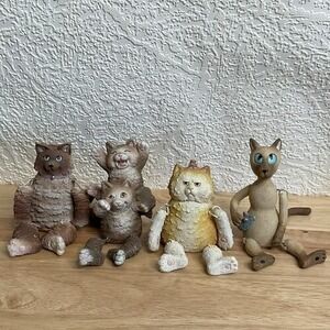 WMG Lot Of 4 Cat Shelf Sitters 2004 Dangling Arms Legs&Tail Figurines USA Resin